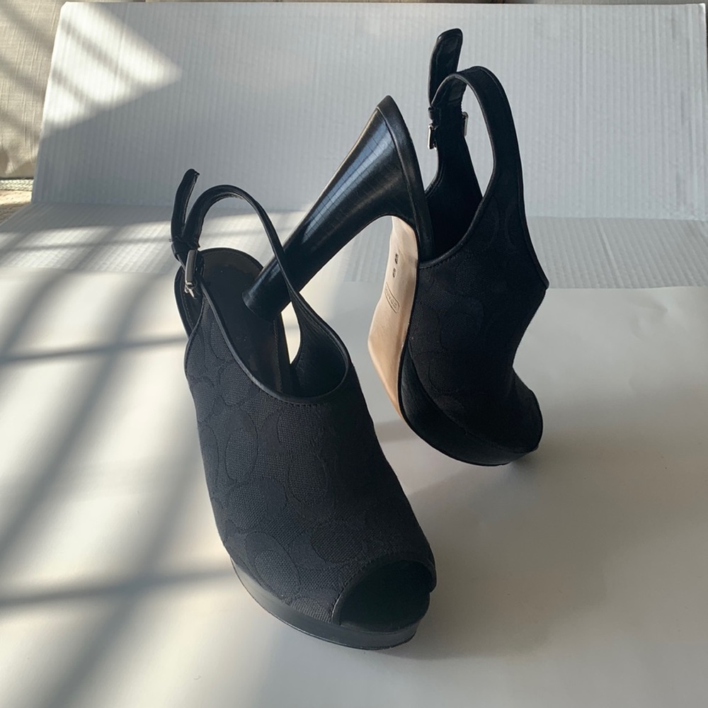 COACH Black Signature Logo Canvas Slingback Pumps: SIZE 8